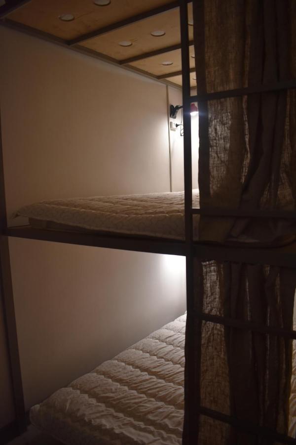 Sleep Studio Hostel Jerevan Eksteriør bilde